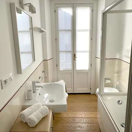 Joivy Cosy Ticinese Retreat 1-bed Flat Near The Duomo * 米兰