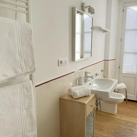 Joivy Cosy Ticinese Retreat 1-bed Flat Near The Duomo 公寓